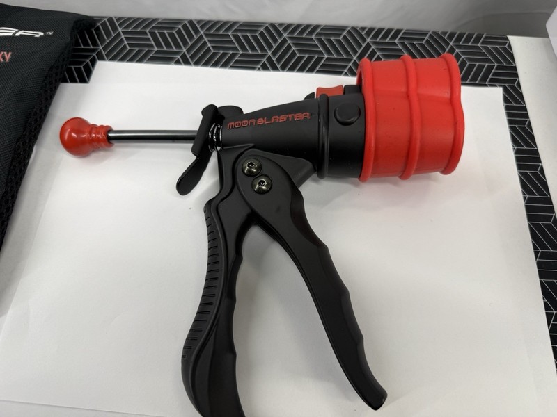 MOON BLASTER Cartridge Puller Tool gallery