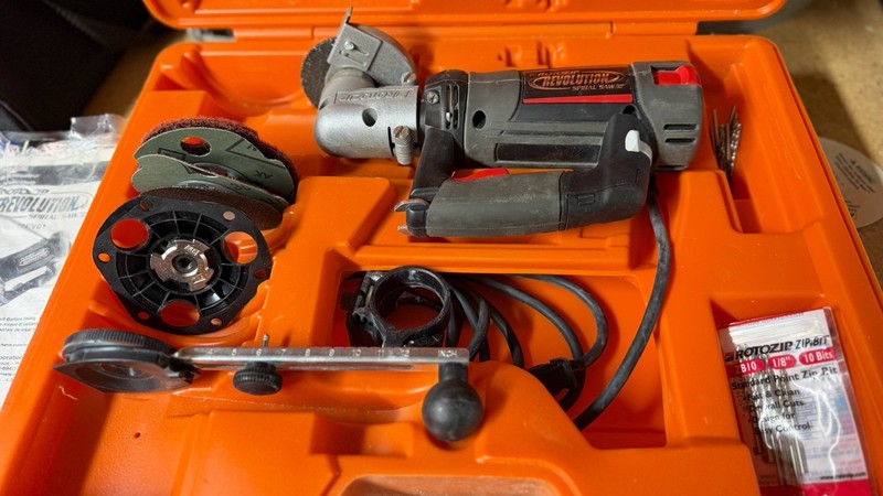 Rotozip Revolution Spiral Saw Kit Attachments Case REV01 C1 And Accessories gallery