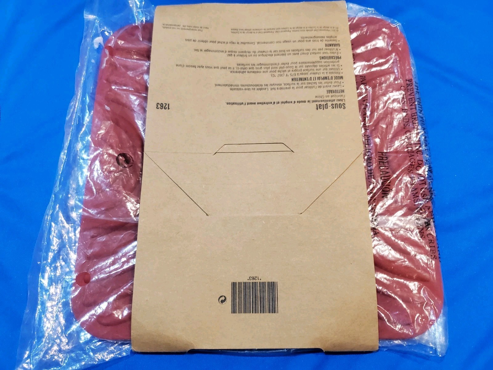 Pampered Chef Hot Pad & Trivet New Condition in the package Cranberry color gallery