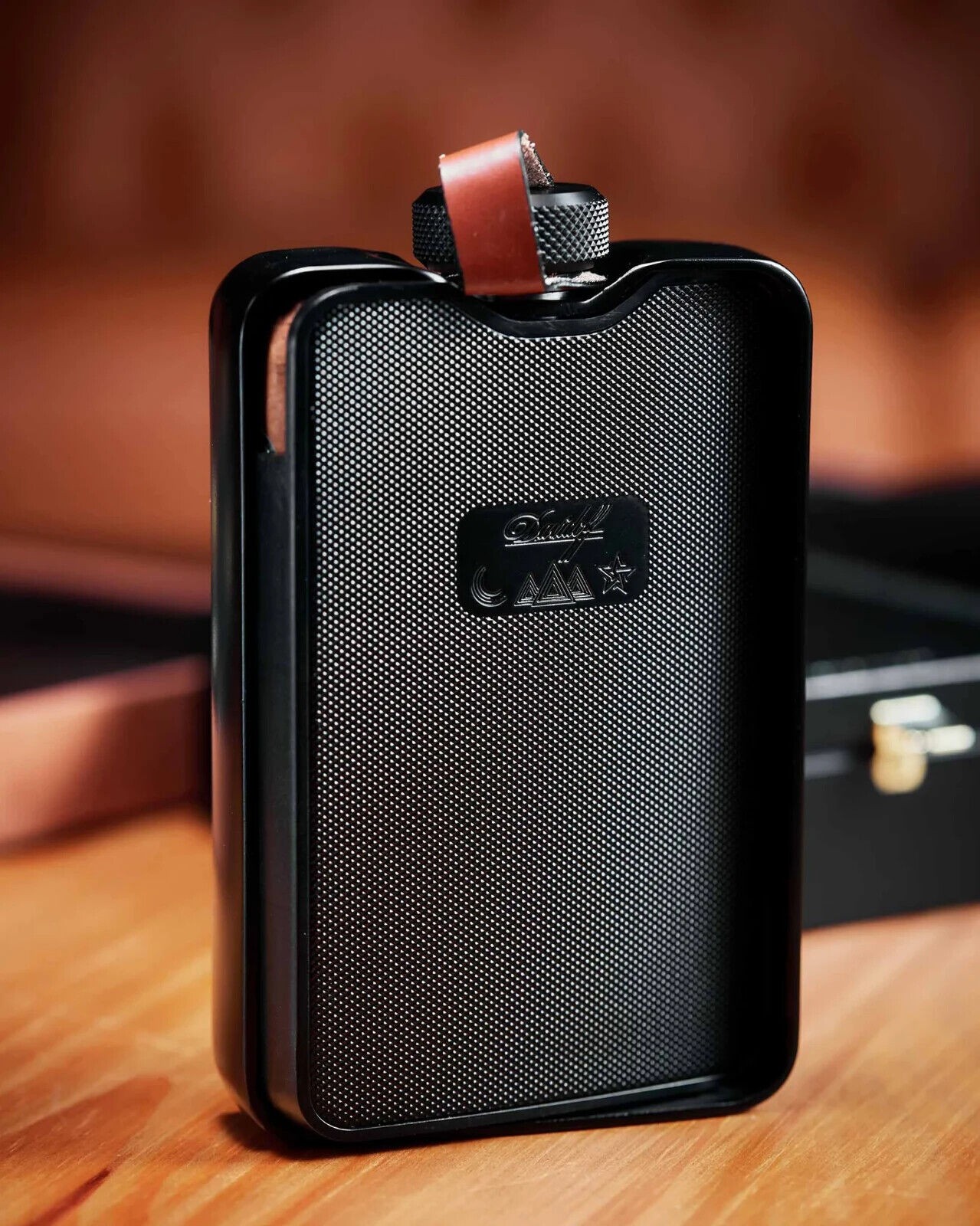 Davidoff Cigar Flask BRAND NEW In Branded Gift Box & Holds 2 Cigars! gallery