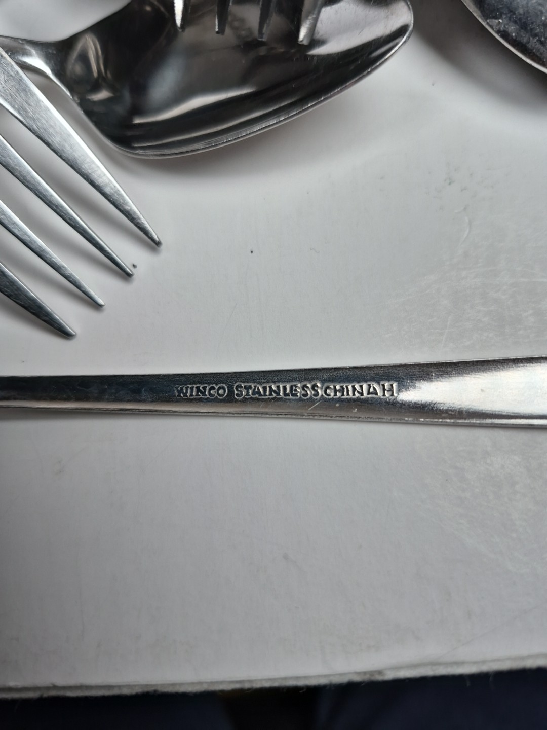 7 Lbs Mixed Stainless Silverware Farberware Rogers Winco & 2 Cake Servers gallery