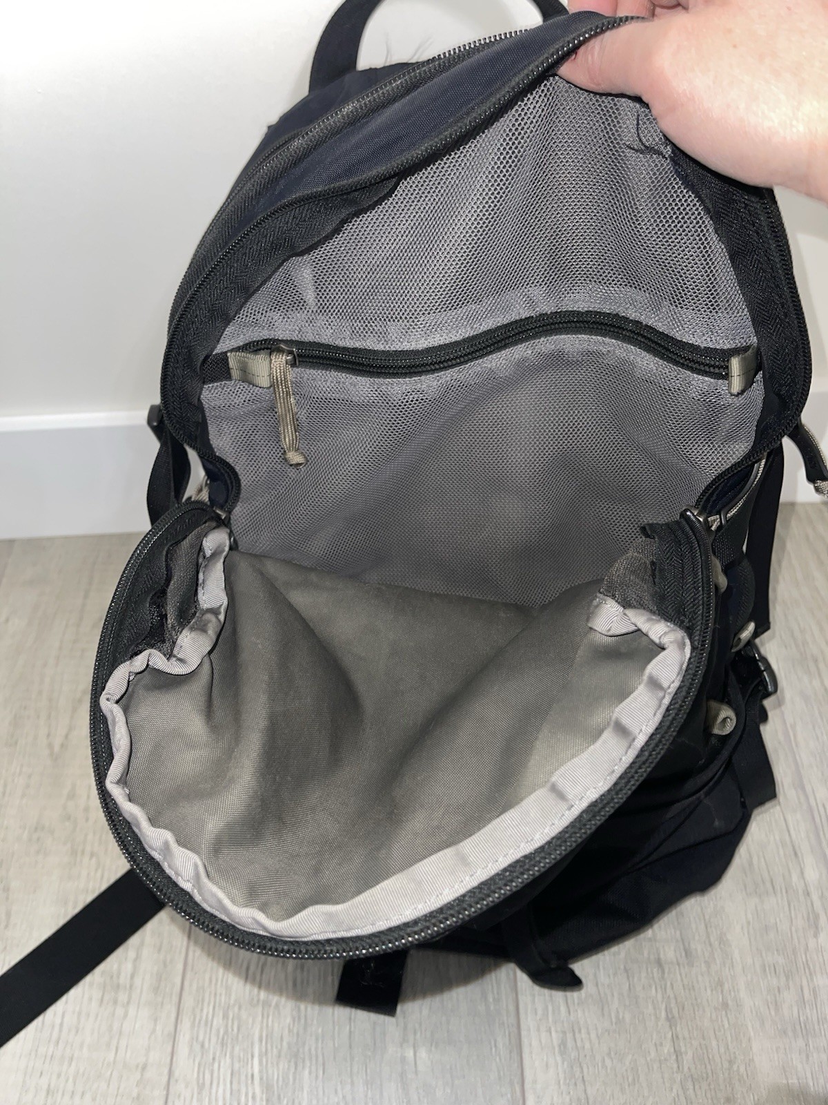 Gregory Muir 24 Hiking Backpack Black 4