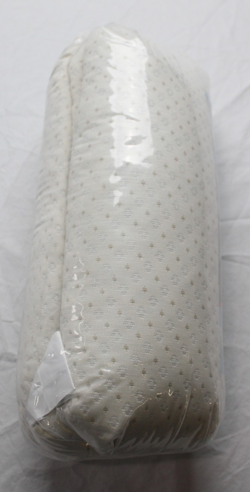 TempFlow Adults' Serene Bamboo Memory-Foam Pillow NC3 White Size Queen/Standard gallery