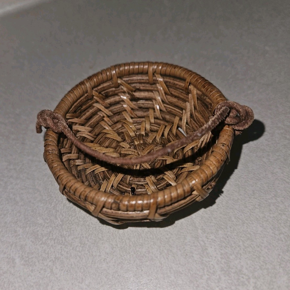 Pleasant Company Mini Round Wicker Josefina Doll Accessory American Girl Doll gallery