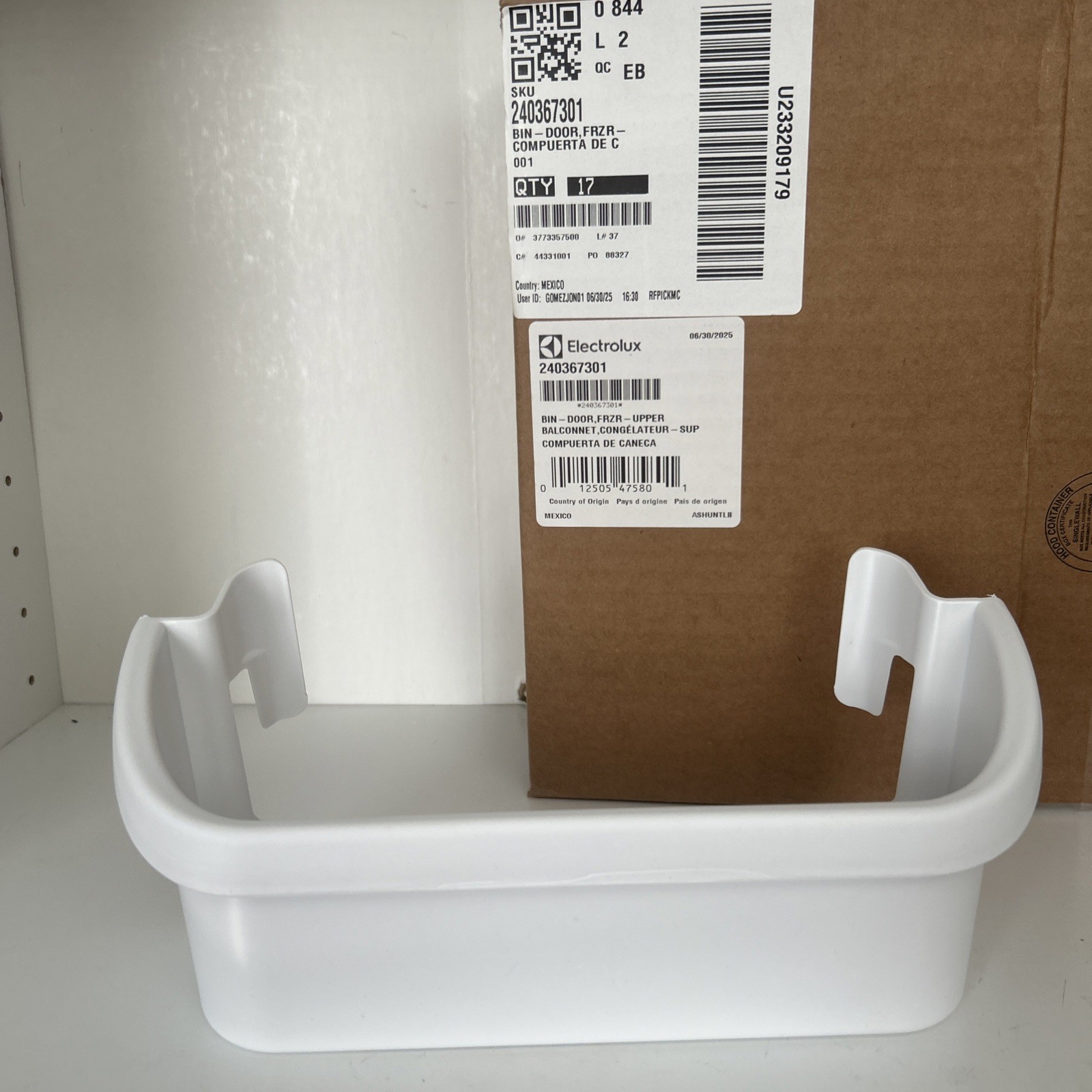 New Open Box Genuine OEM Electrolux Frigidaire Refrigerator Door Bin 240363702 gallery