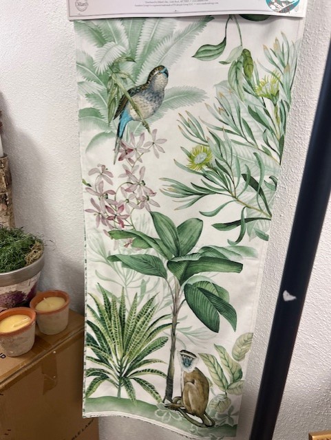 Southern Living Table Runner 72" NWT TROPICAL COASTAL 100% COTTONGREEN PINK MULT gallery