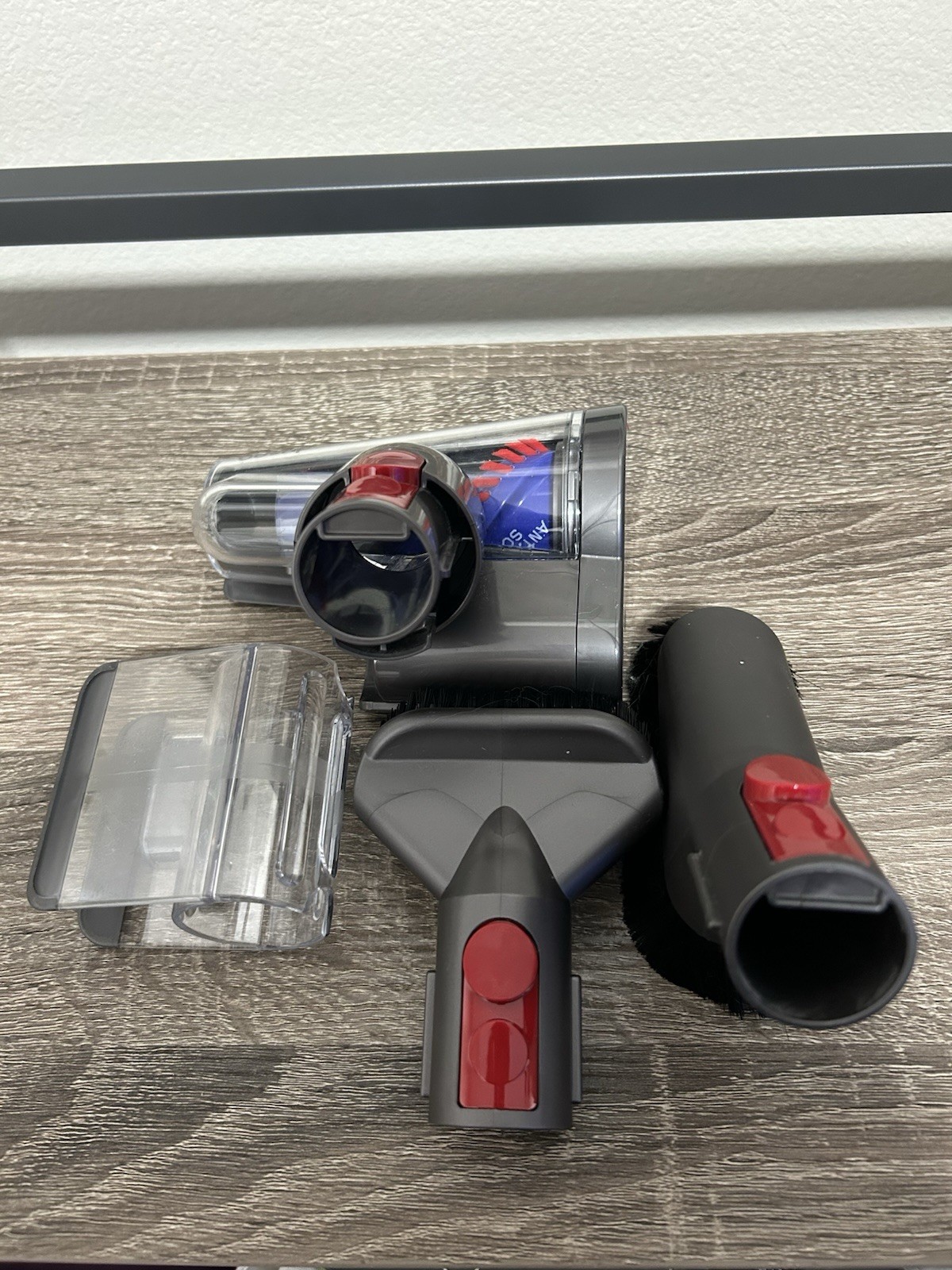 Dyson 436314 Anti Tangle-Screw Hand attachment Upholstery tool bundle 4 piece gallery