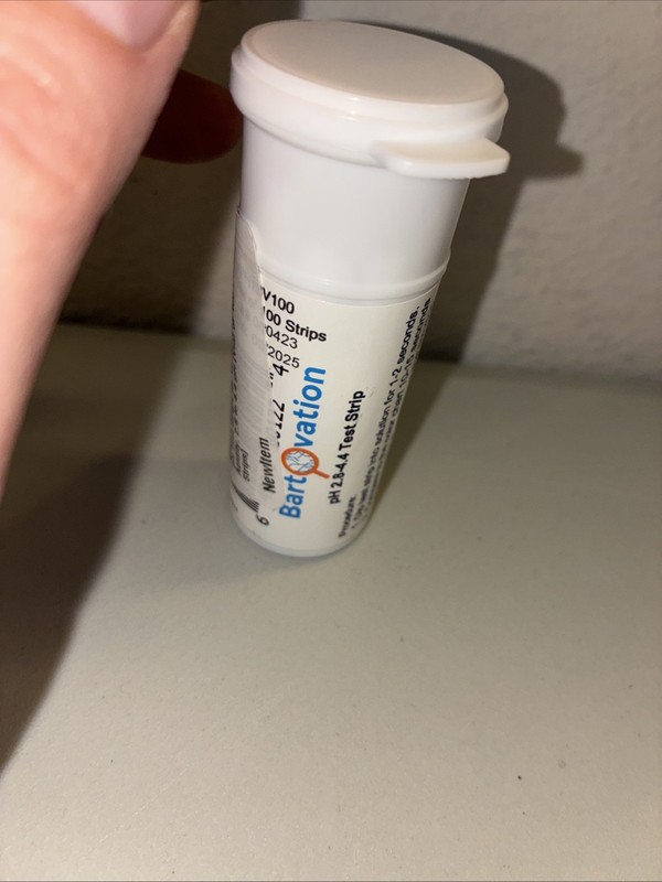 Bartovation pH 2.8-4.4 Test Strips gallery