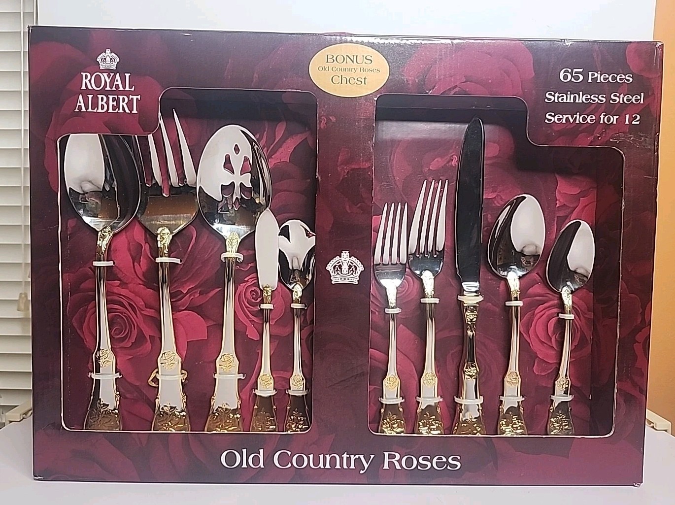 Royal Albert Old Country Roses 65 Pc Flatware Set For 12 W/ Storage Chest NEW gallery
