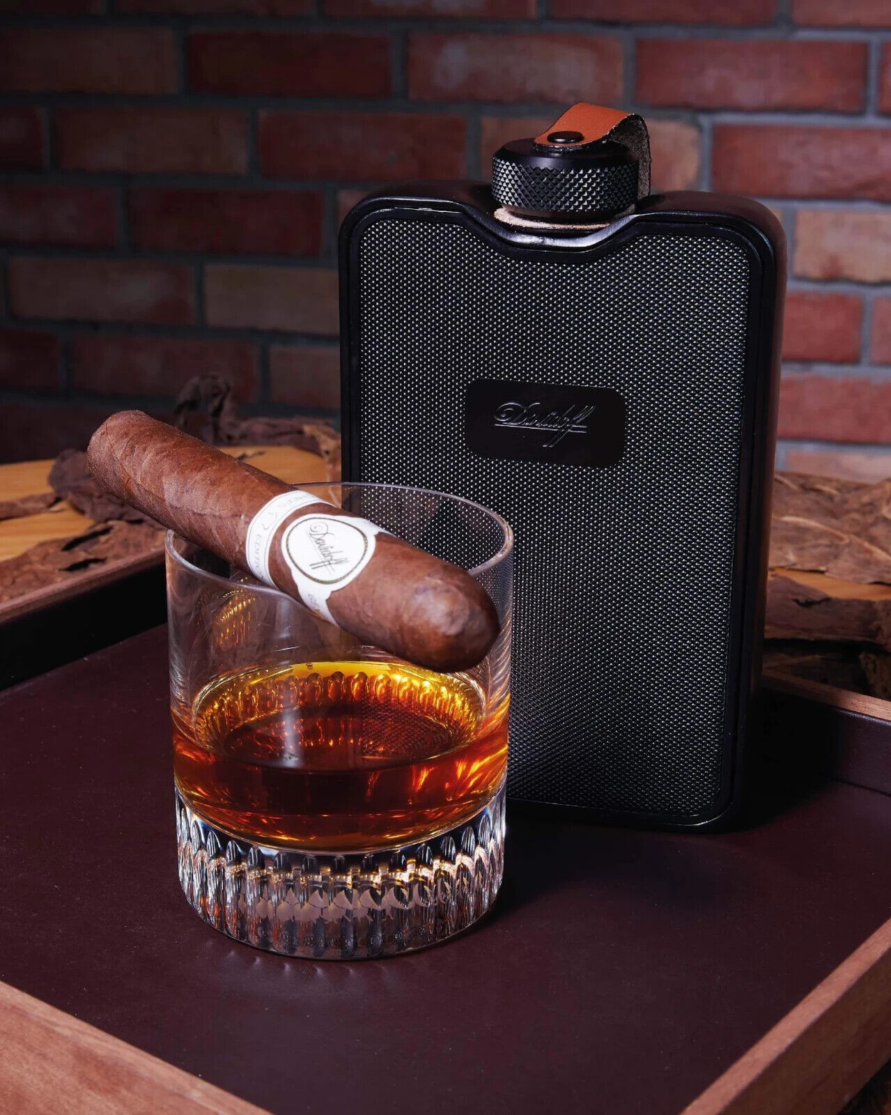 Davidoff Cigar Flask BRAND NEW In Branded Gift Box & Holds 2 Cigars! gallery