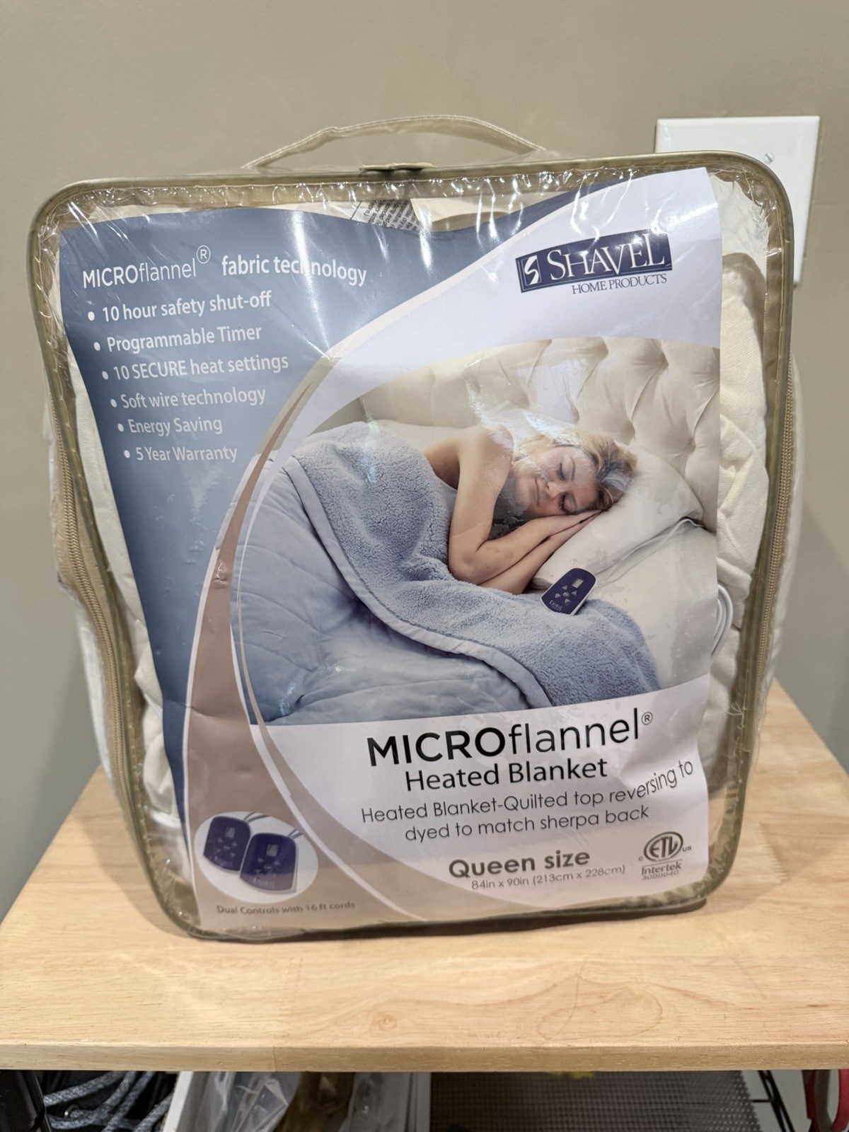 Micro Flannel Shavel Heating Technology Ultra Velvet Solid Patterned Reversible gallery