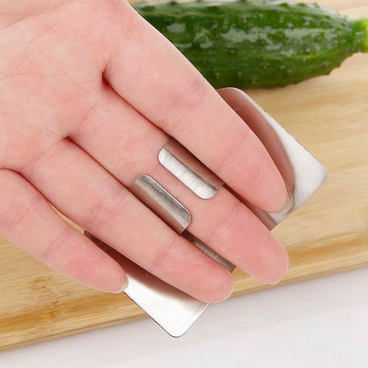 Kitchen Finger Hand Protector Guard Stainless Steel Chop Slice Shield Tools 2Pcs gallery