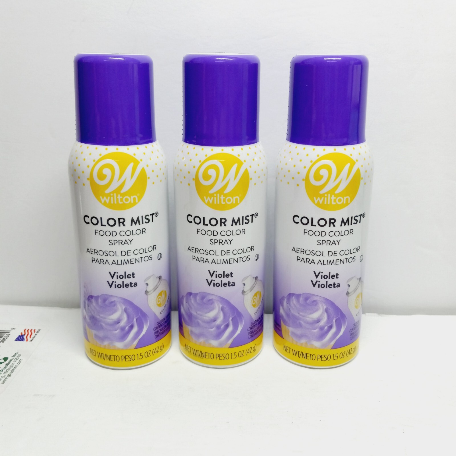 Wilton Food Color Spray (Violet) 3-Pack Edible Food Color Spray gallery