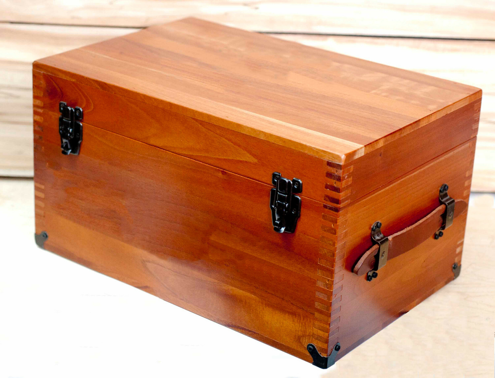 7-0032C Cedar Chest | Cedar Keepsake Box | Wooden Box | Aromatic Cedar Trunk gallery
