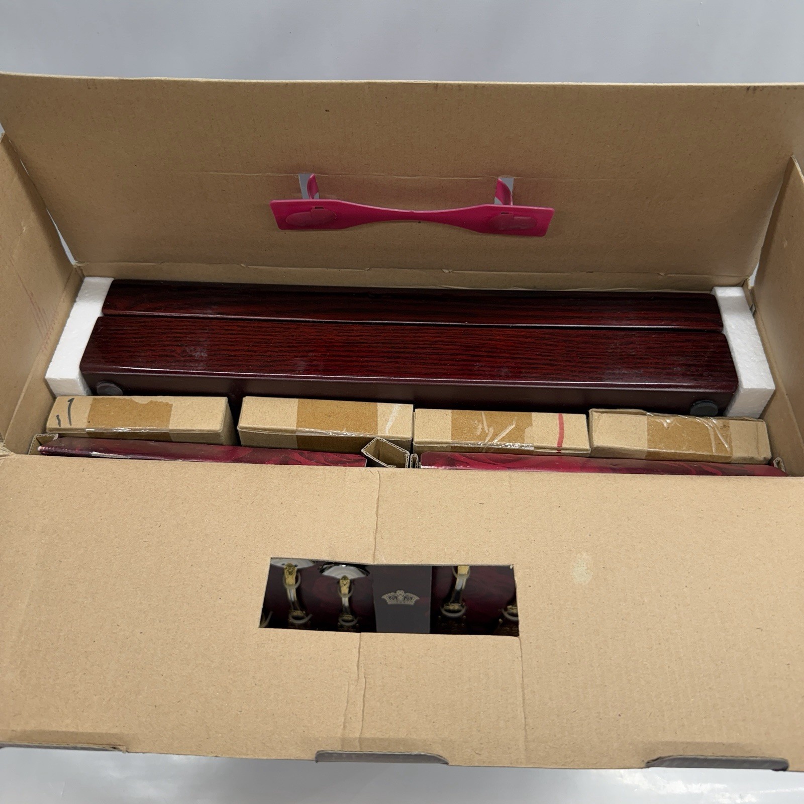 Royal Albert Old Country Roses 45pc 8 Serving Flatware Chest Stainless Steel NEW gallery
