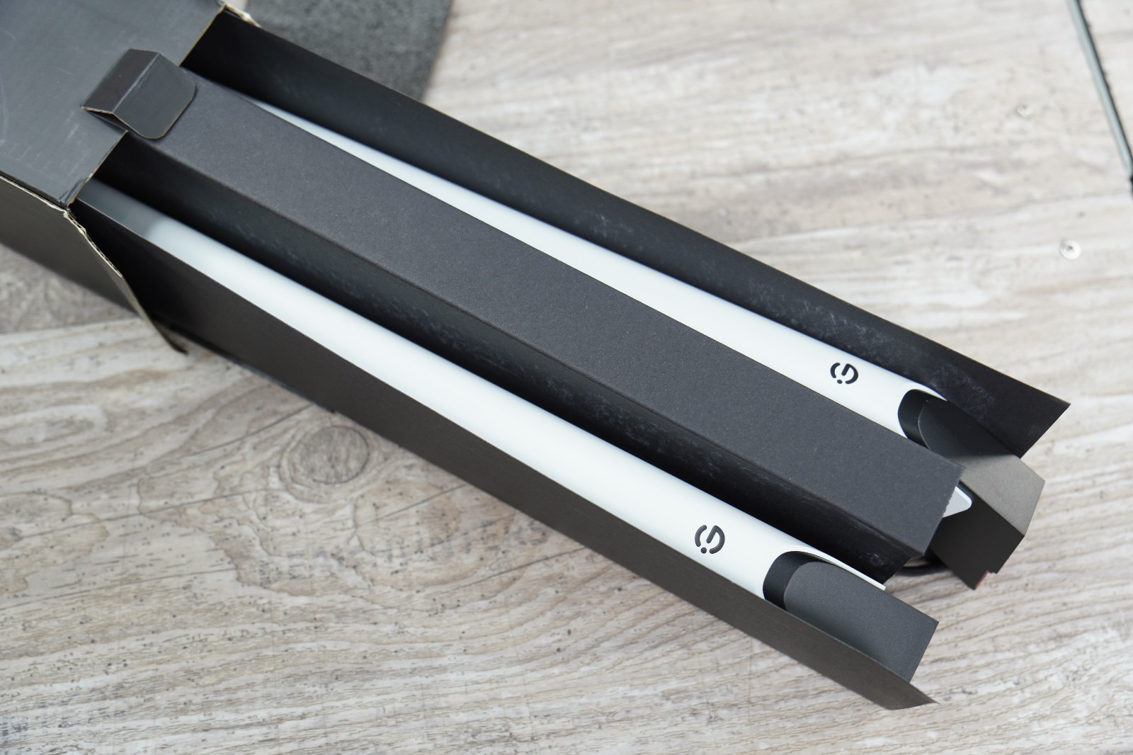 Govee RGBIC Gaming Light Bars WHITE VERSION gallery