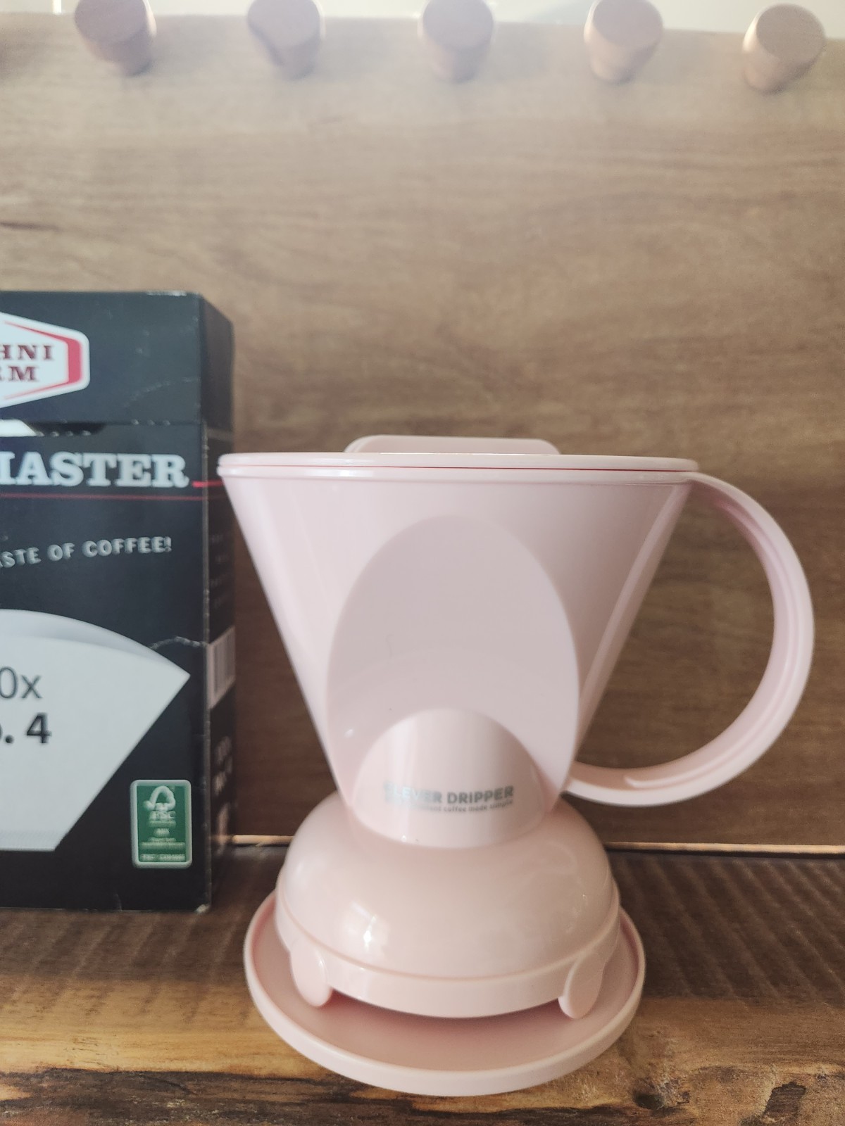 Clever Dripper 2-4 cup with 100-plus Moccamaster #4 filters gallery