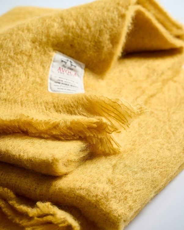 NWT Avoca The Mill Ireland Amber Yellow Mohair Wool Throw 56'' x 40'' Blanket gallery