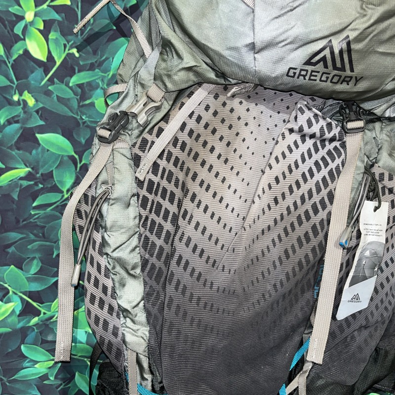 Size M- Gregory Women’s Gray Octal 55 Hiking Backpack With defects 3