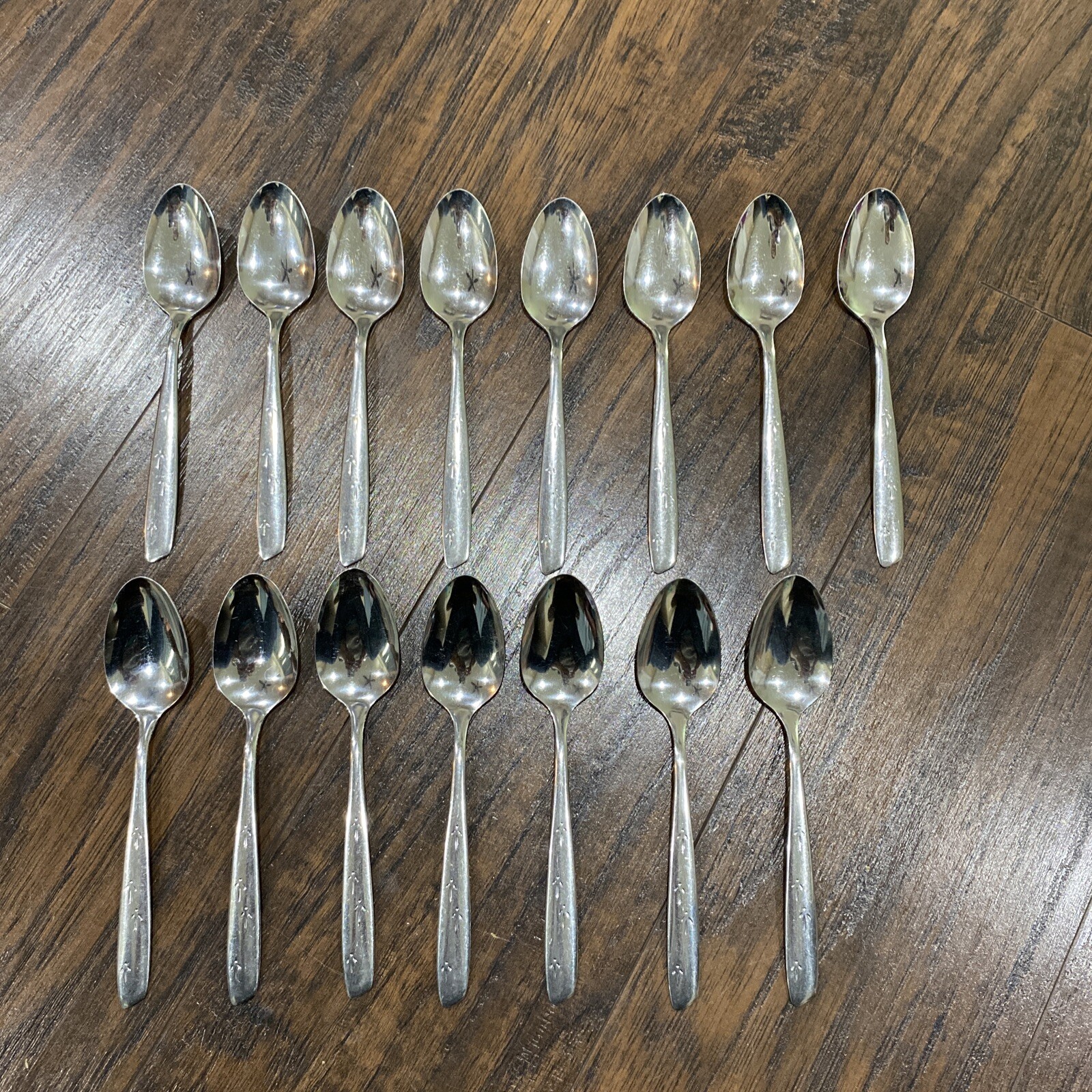 Oneida stainless Flatware Desert Sand pattern Lot Of 15 Teaspoons 6” gallery