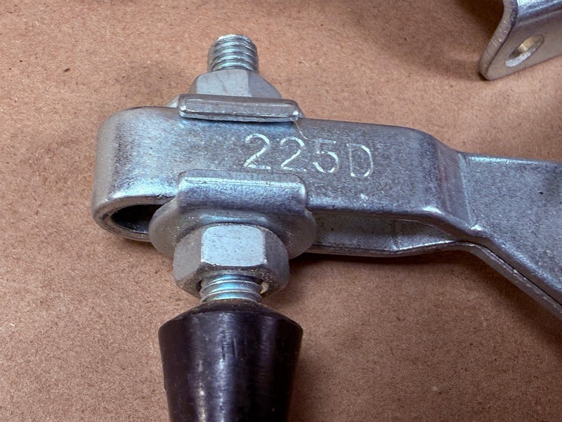 2 types - Horizontal Quick-Release Toggle Clamp, 500 lbs 225D 12130 gallery