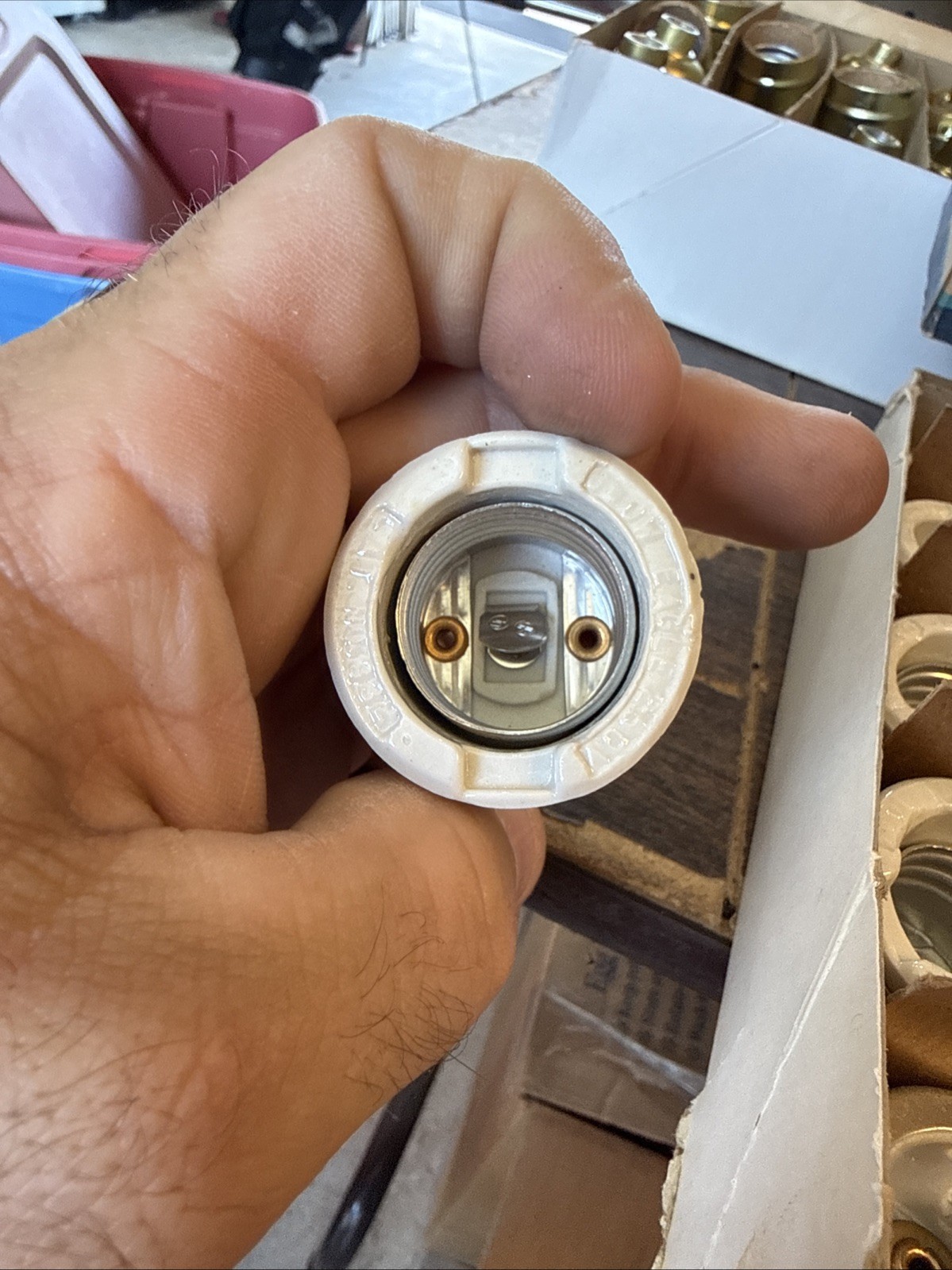 24- Mogul Lamp Socket to Edison Screw In Light Bulb Adapter E39 Mongul E26/E27 gallery