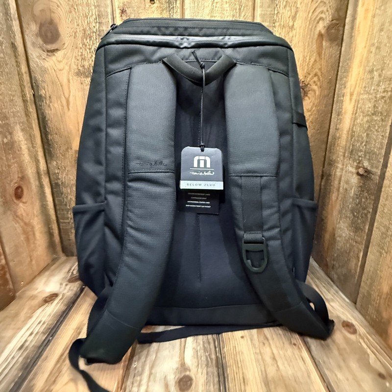 TRAVIS MATHEW BELOW ZERO COOLER BACKPACK THE MANCHESTER GOLF TOURNAMENT 2022 gallery