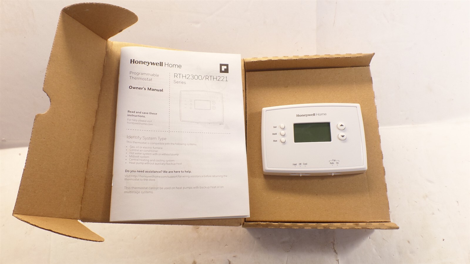 HONEYWELL RTH2300B 5-2 DAY PROGRAMMABLE THERMOSTAT WITH DIGITAL BACKLIT DISPLAY gallery