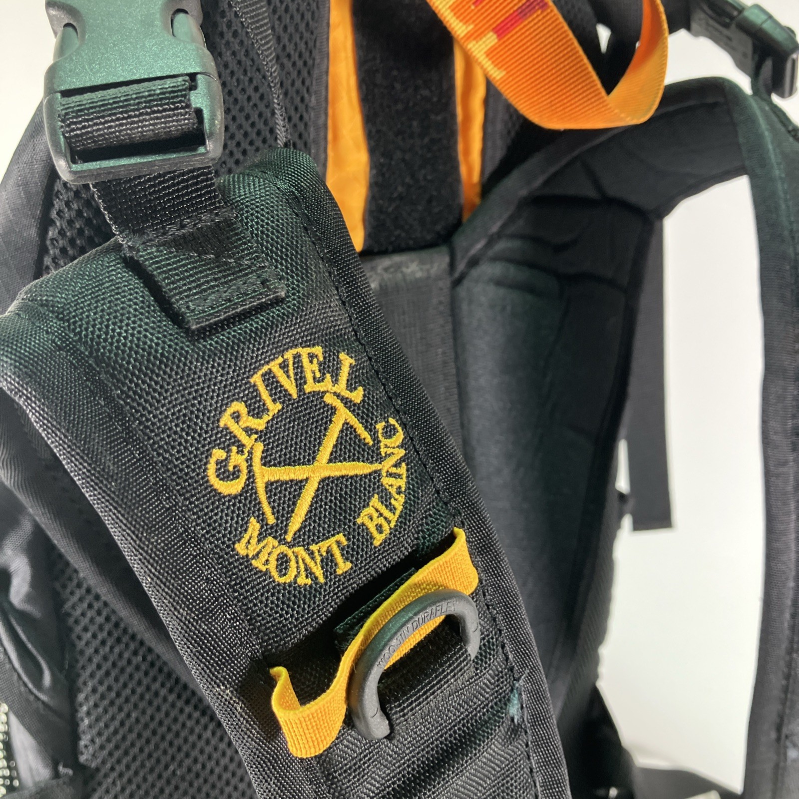 GRIVEL Backpack - Manu Hiking Lightweight Gear Adjustable Straps 5
