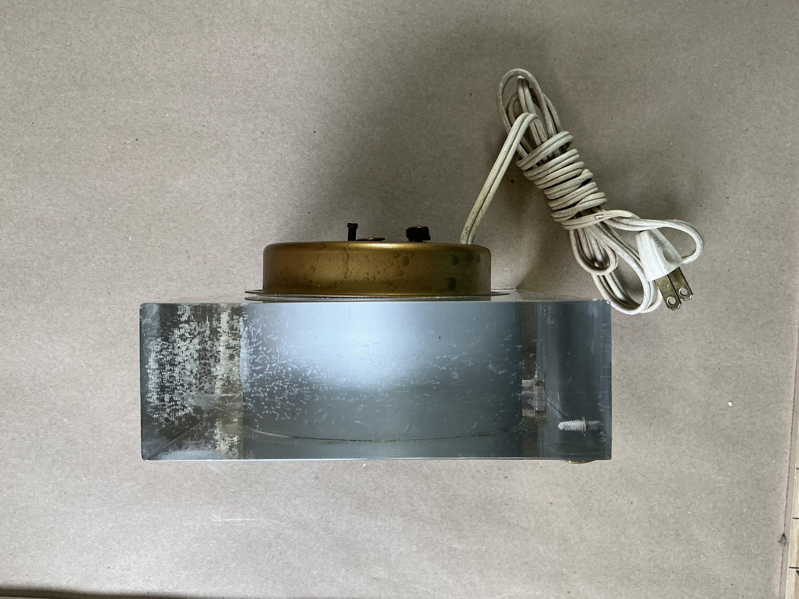 Telechron Electric Desk Clock Clear Lucite Brass Roman Numeral 2H141 Mid Century gallery