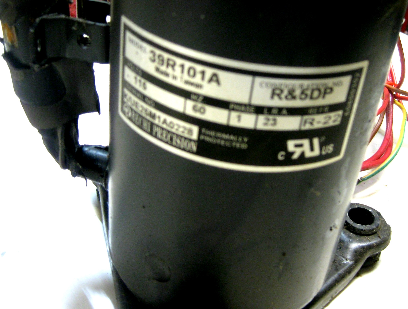 Maytag M3DH30B2A Dehumidifier Rechi Precision Compressor Assembly 39R101A, FD320 gallery