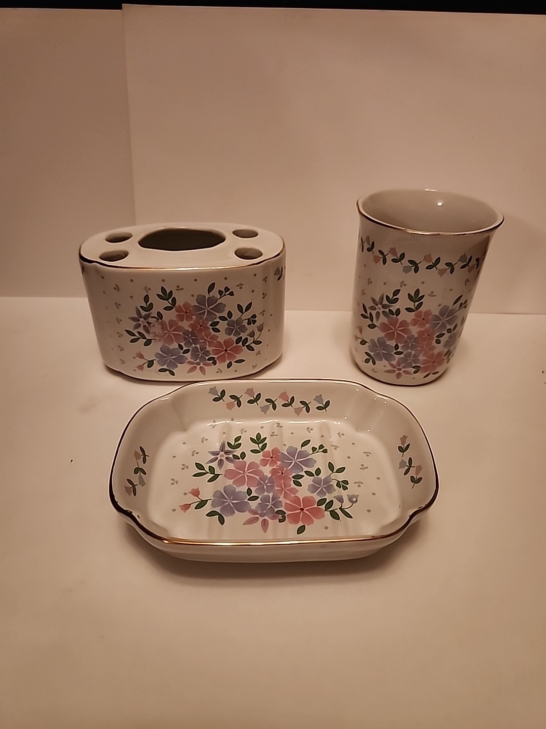 3 Pc Mount Clemens Pottery Soap Toothbrush Cup Bath Set-White Pink Purple Floral gallery