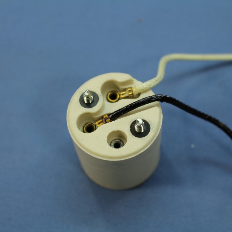100 Leviton Unglazed Porcelain E26 Light Socket Lampholders 660W 250V 70036-10 gallery