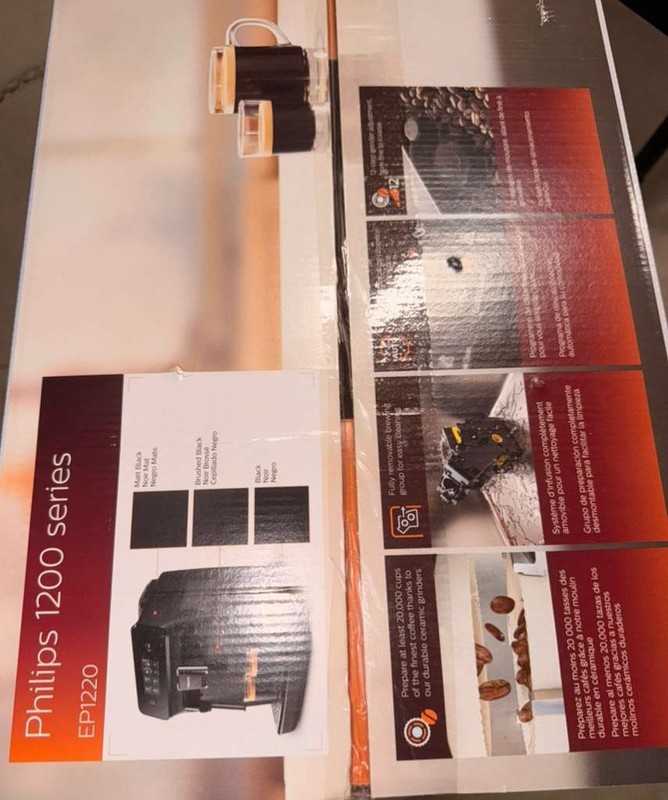 Philips 1200 Series Fully Automatic Espresso Machines w/ Milk Frother, EP1220/04 gallery
