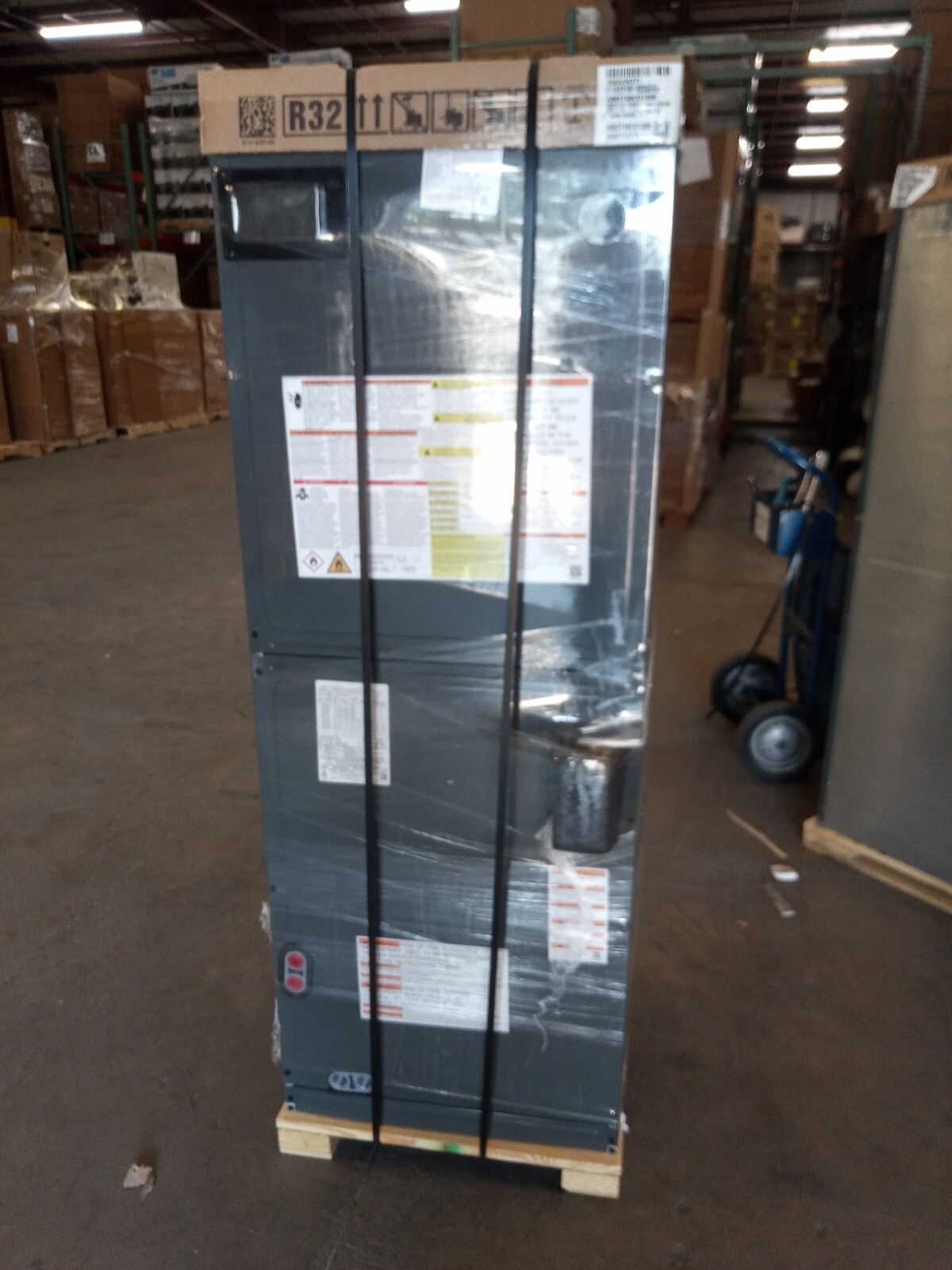 Goodman 4 TON Multi-Positional Air Handling Unit, AMST48CU1300, Scratch & Dent gallery