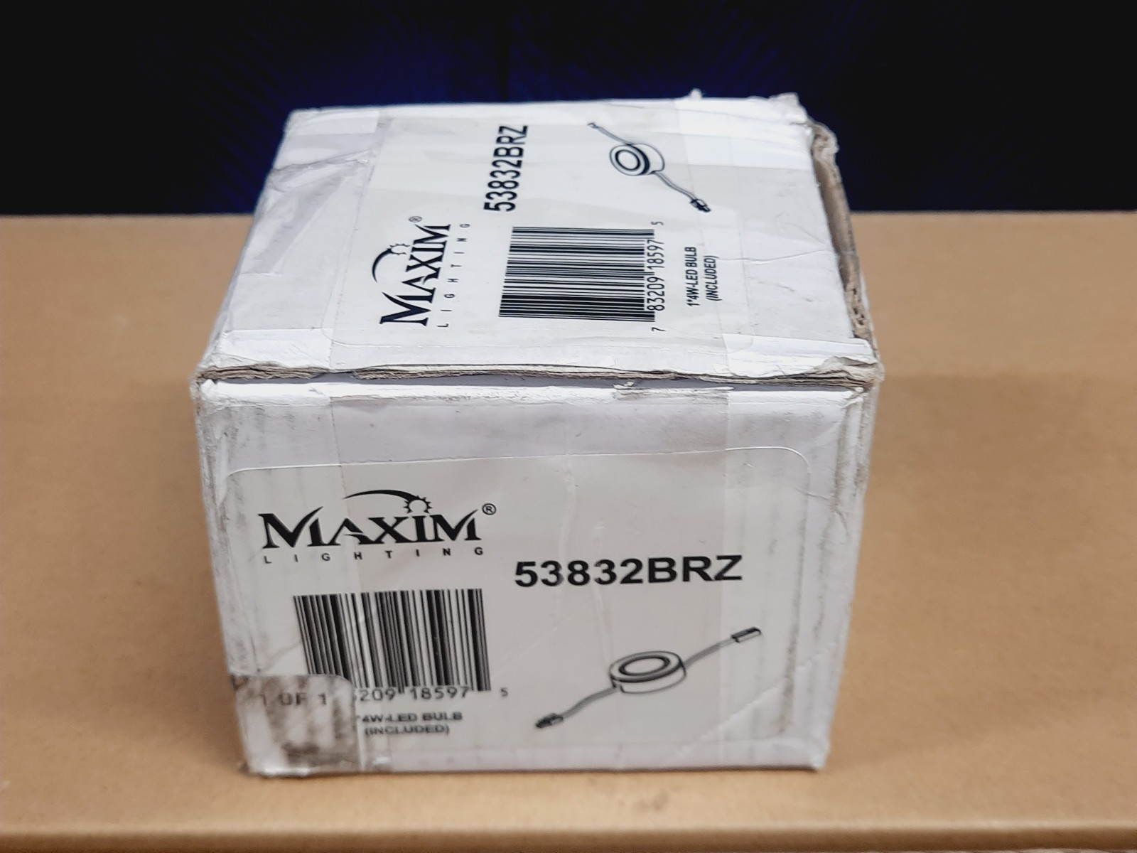 Maxim Lighting 2.75" CounterMaxLED Puck 2700K/3000K, Bronze -53832BRZ gallery