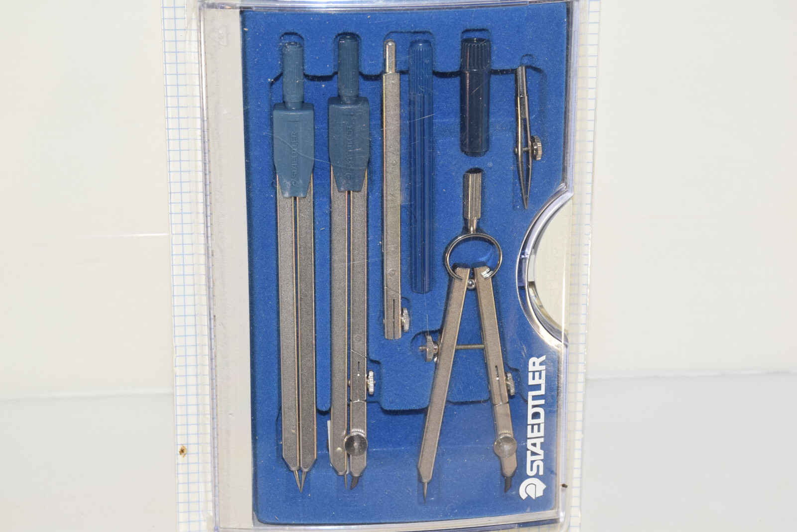 Staedtler Arco Compass Set Metal 7 Piece Kit In Case 559 09BK gallery