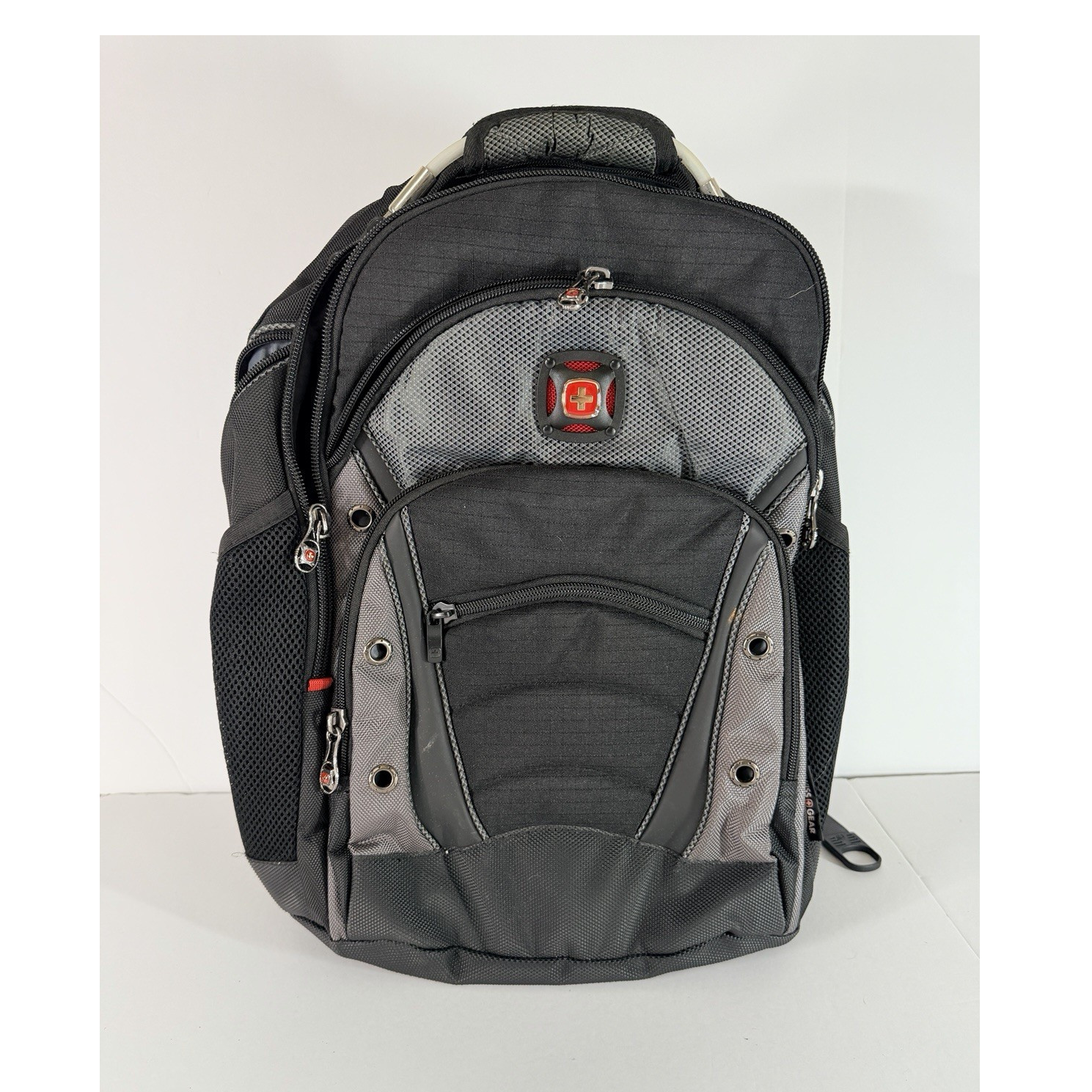 SwissGear Black/Gray Backpack Zip Closure Padded Adjustable Straps Pockets