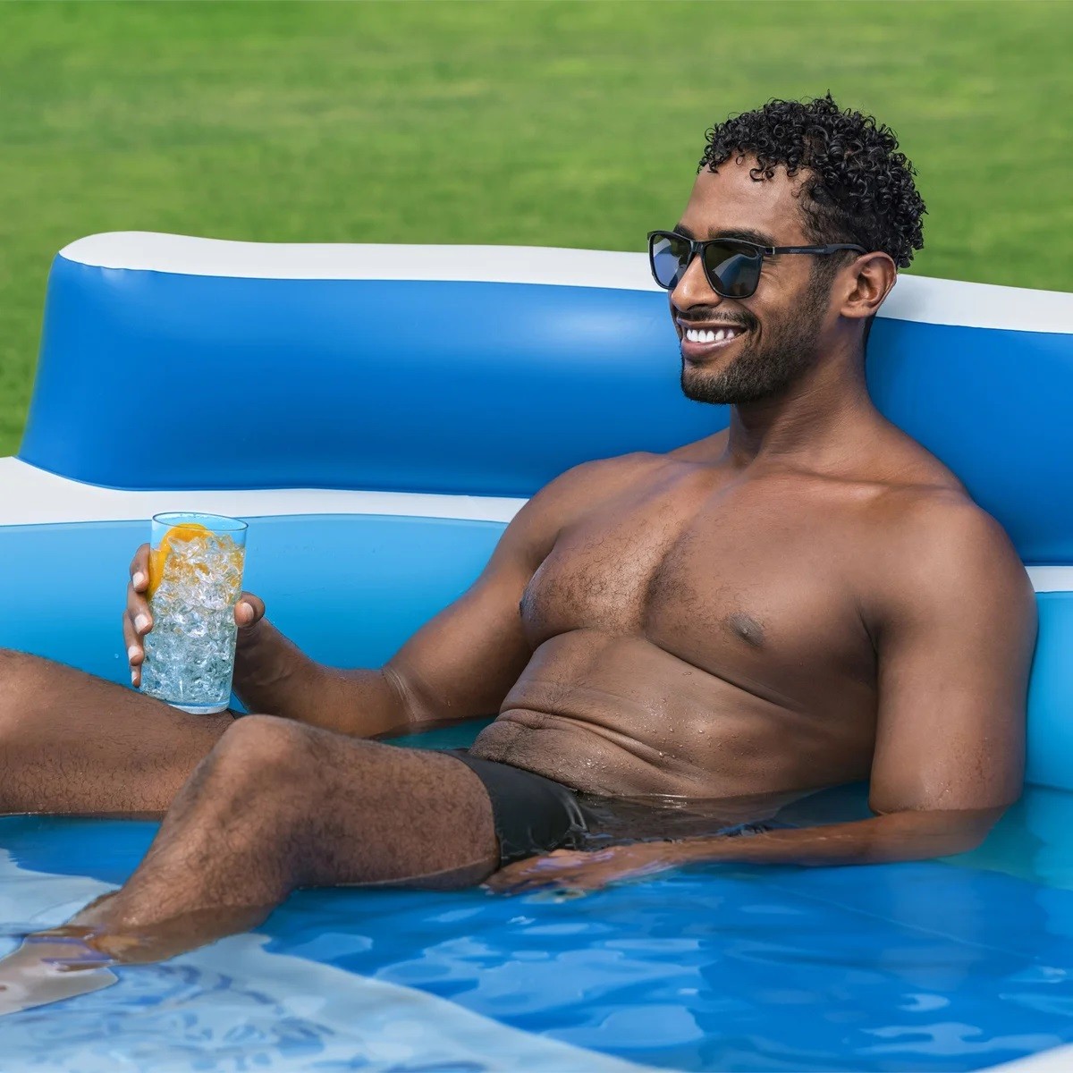 H2OGO! Inflatable Family Lounge Pool gallery