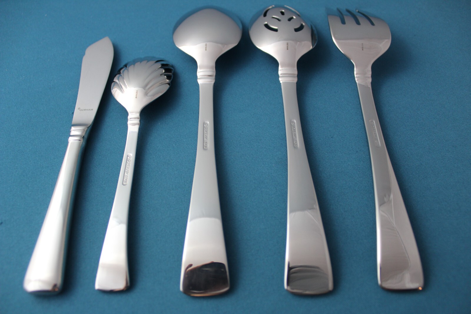 Gorham COLUMN GLOSSY Serving (5pc Set) Tablespoon Pierced Fork 18/10 Vietnam NEW gallery