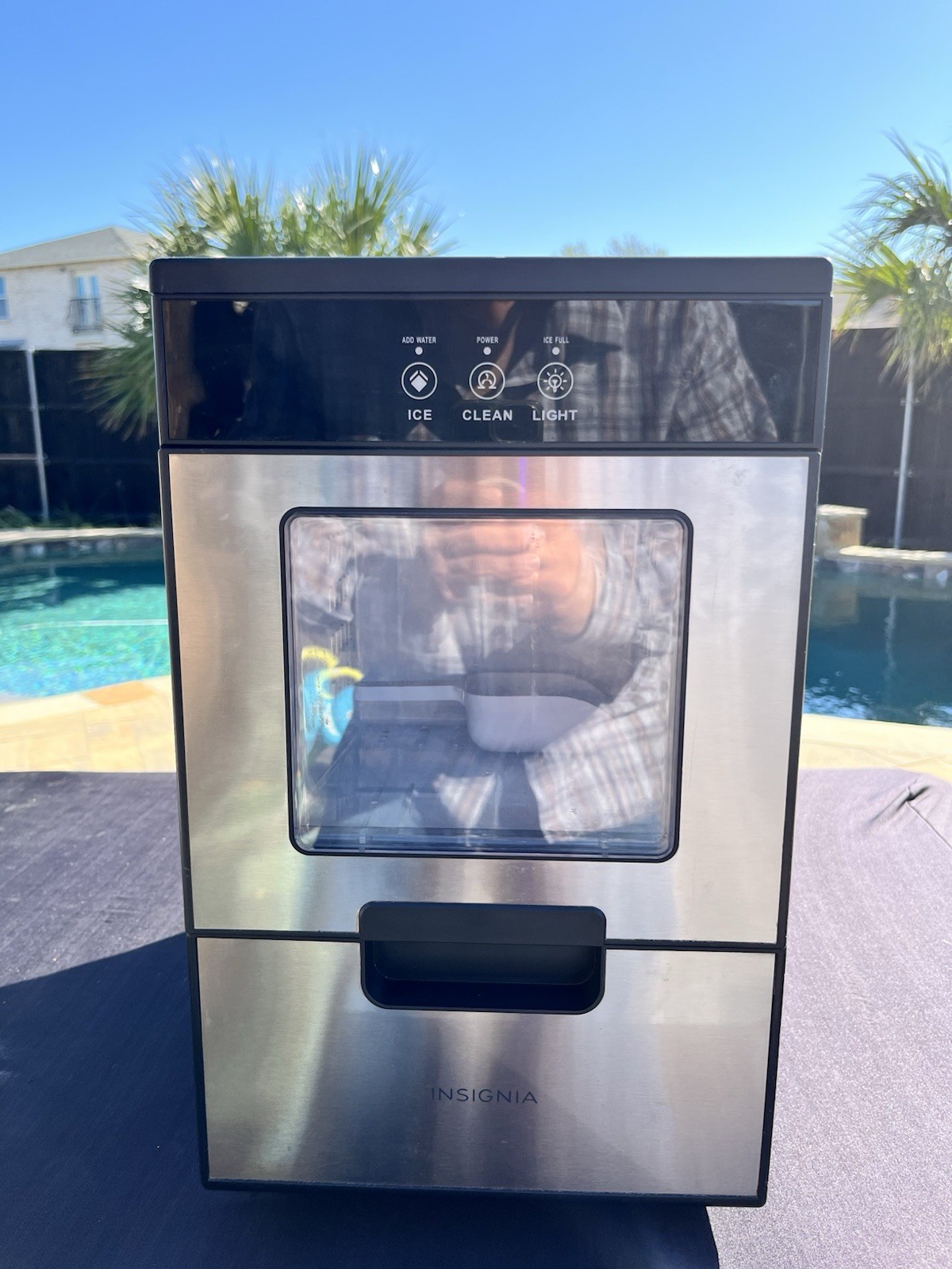 Insignia 44 Lb Portable Nugget Icemaker - Stainless NS-IMN44SS2 -FOR PARTS gallery