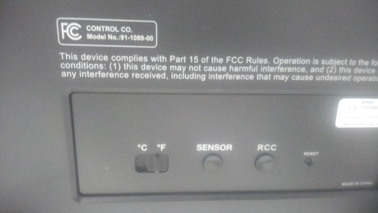 Traceable 1087 16-1/2 In Overall W 6 Digit Battery Powered Digital Clock (BW) gallery