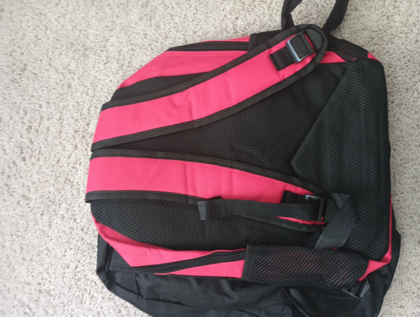 Two Backpacks Mode west Light One red And One Black For Light Use 4