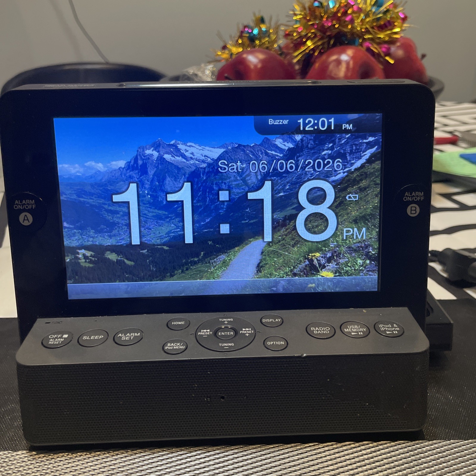 Sony Dream Machine ICF-CL75iP 7" LCD Screen AM/FM Clock Radio + iPod Dock gallery