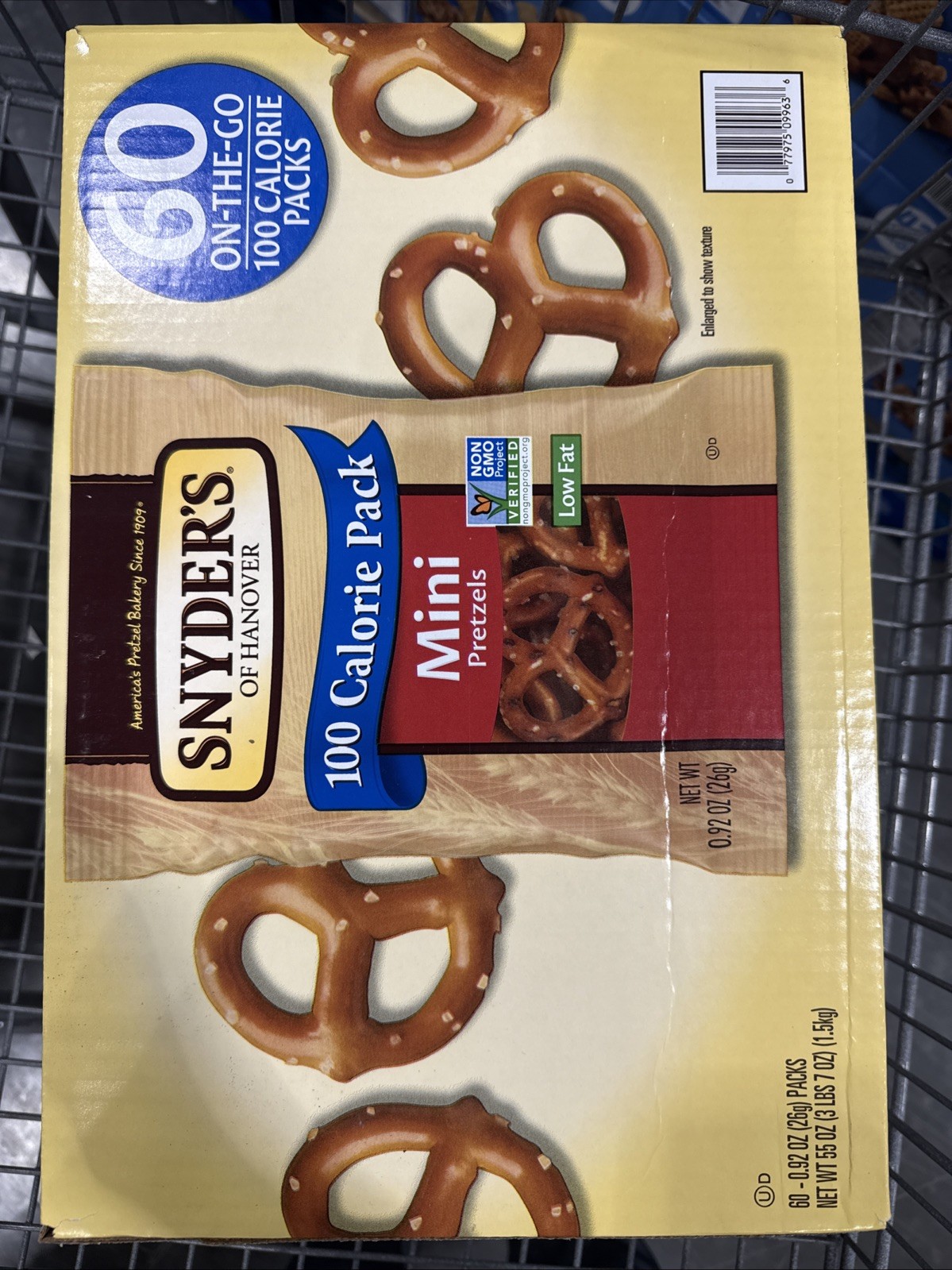 Snyder's Mini Pretzels 100 Calorie Bags, 60-count (0.92 oz each), Total 55 oz gallery