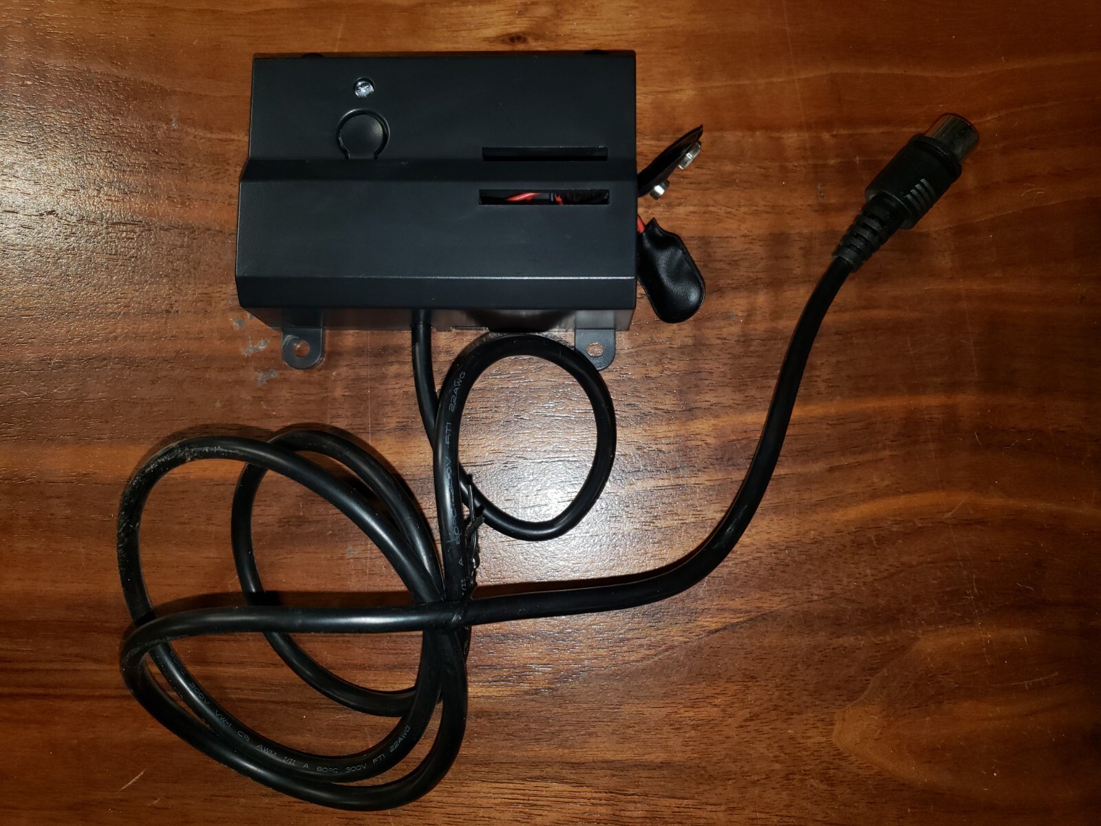 Serta OKIN POWER DOWN BOX 1MFP 74389 Adjustable Bed with 9v Battery Backup gallery
