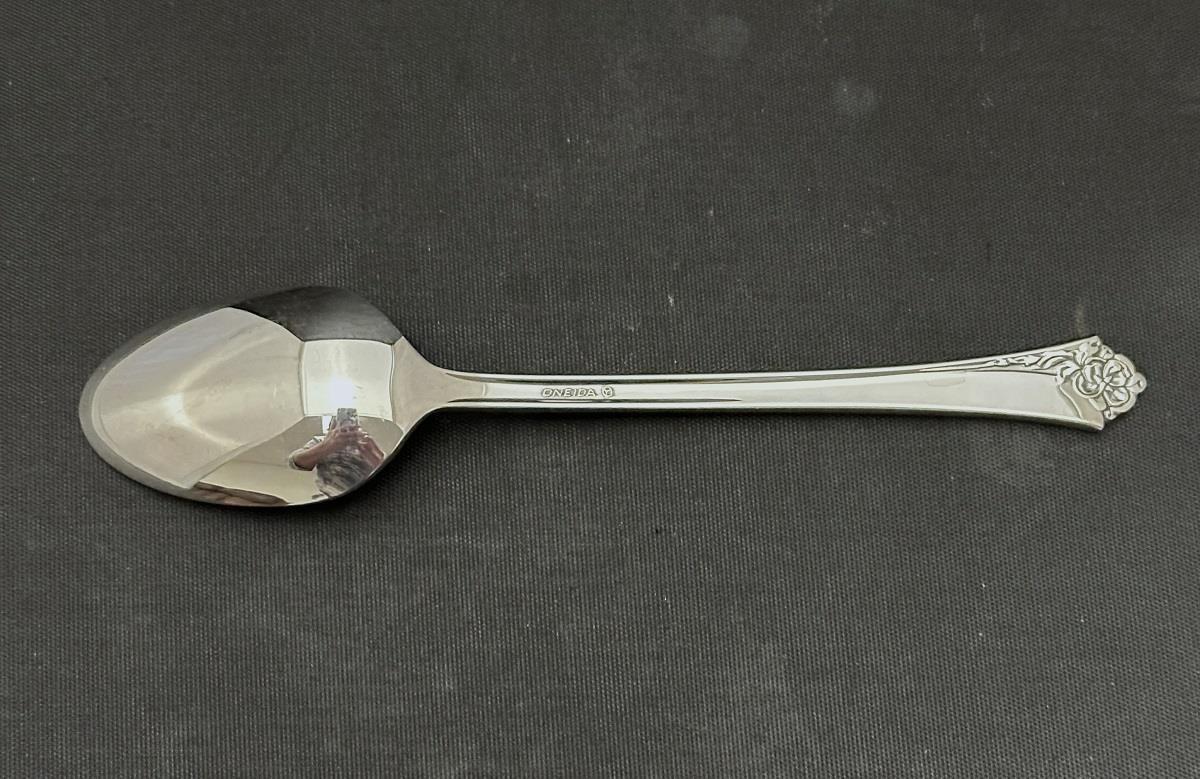 Excellent! ONEIDA Cube Stainless Steel DAMASK ROSE Teaspoon Silverware Flatware gallery