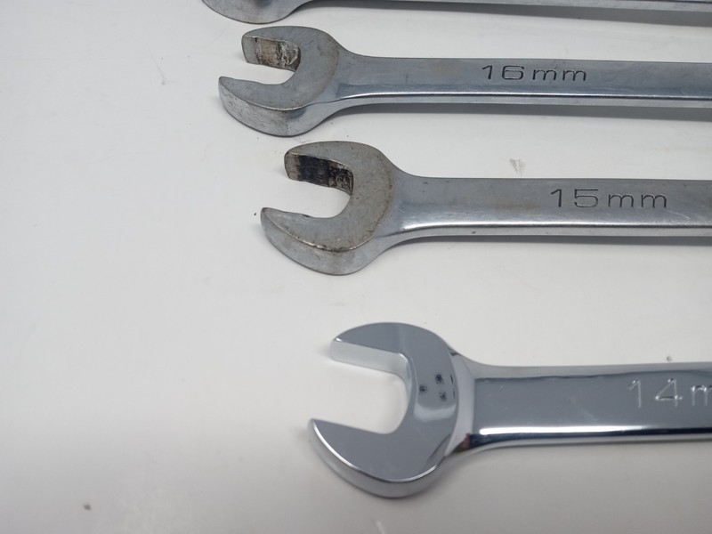 Icon Ratcheting Combination Wrench 7 Pc Set 14-19mm + 21mm Non Ratcheting gallery