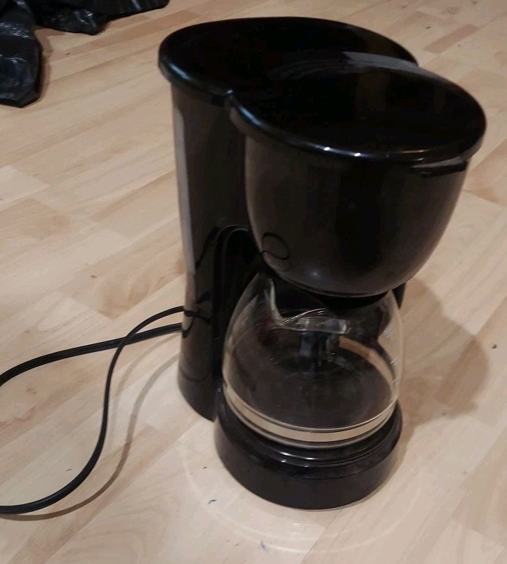 Black Walmart Coffee Maker Model 511400 Used, Good Condition 4 Cup gallery