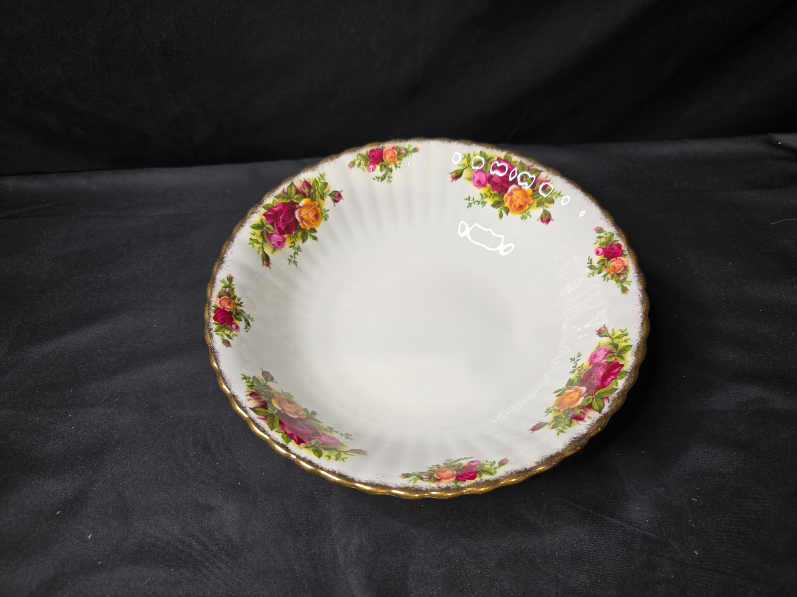 Royal Albert Bone China OLD COUNTRY ROSES Round Vegetable Bowl gallery